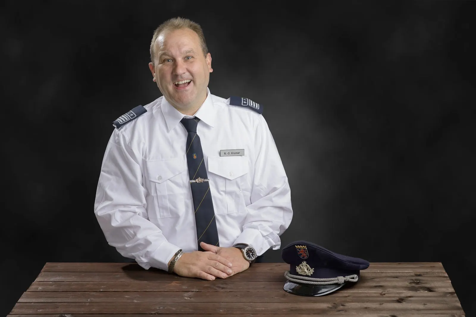 Nick-Oliver Kromer, Lässt nichts anbrennen